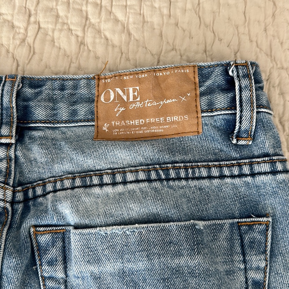 One Teaspoon Ripped Skinny Jeans - Picture 7 of 9